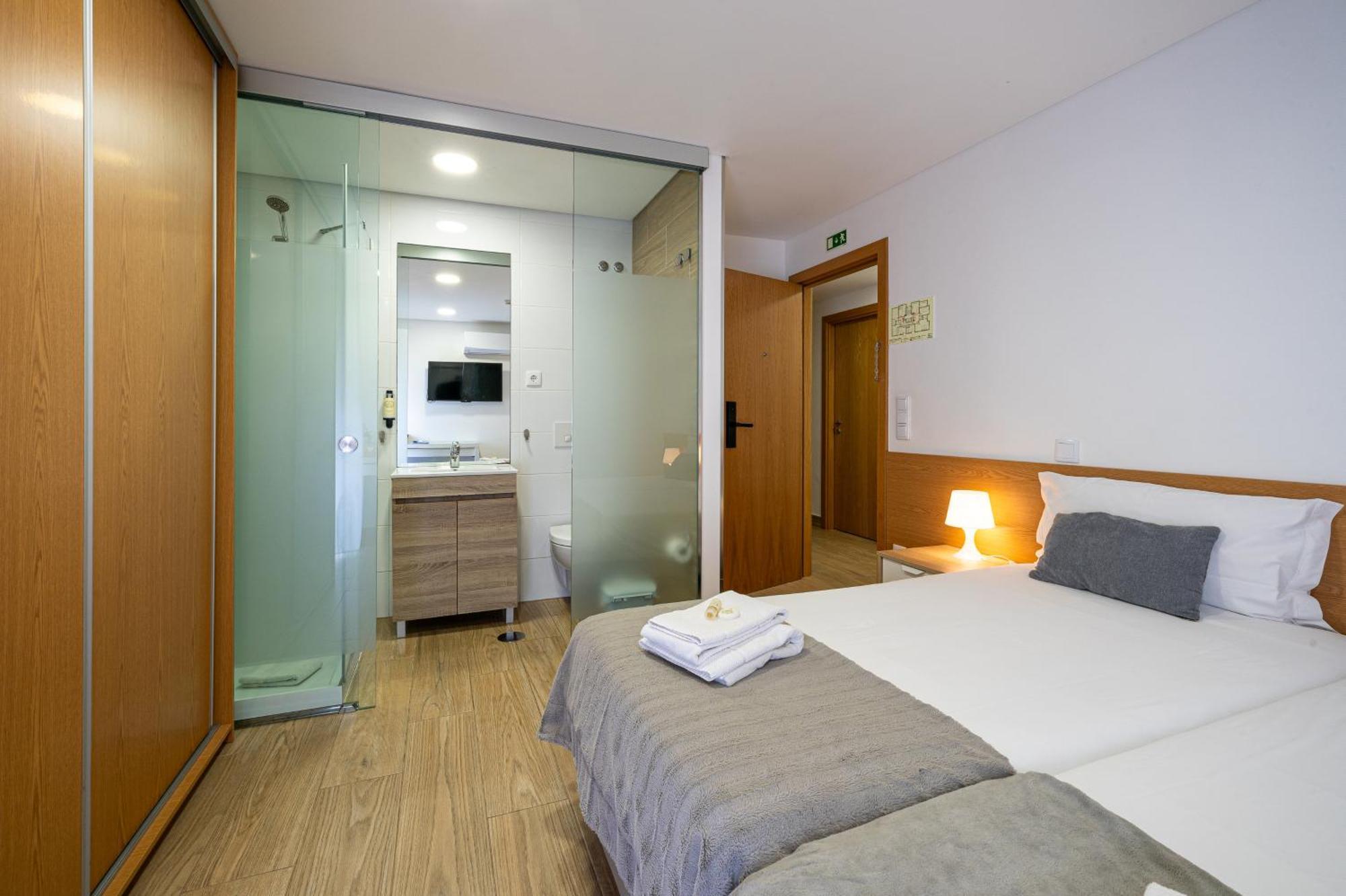 Central Suites 3 Сан-Жуан-да-Мадейра Экстерьер фото