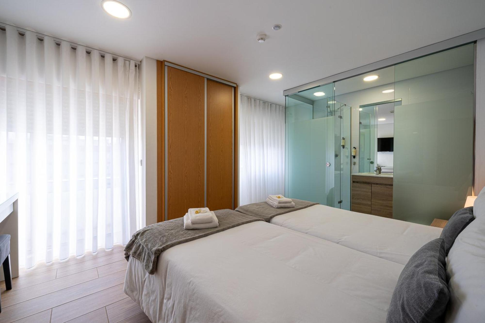 Central Suites 3 Сан-Жуан-да-Мадейра Экстерьер фото