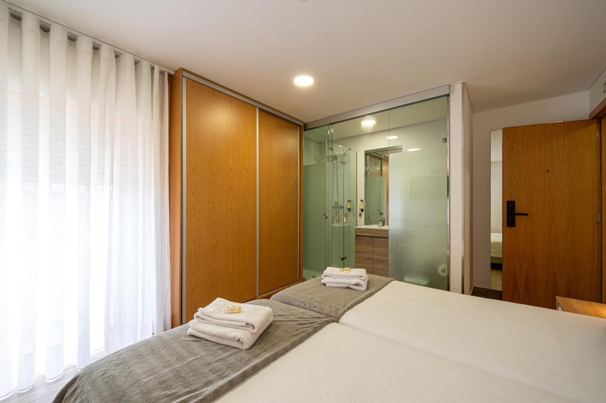 Central Suites 3 Сан-Жуан-да-Мадейра Экстерьер фото