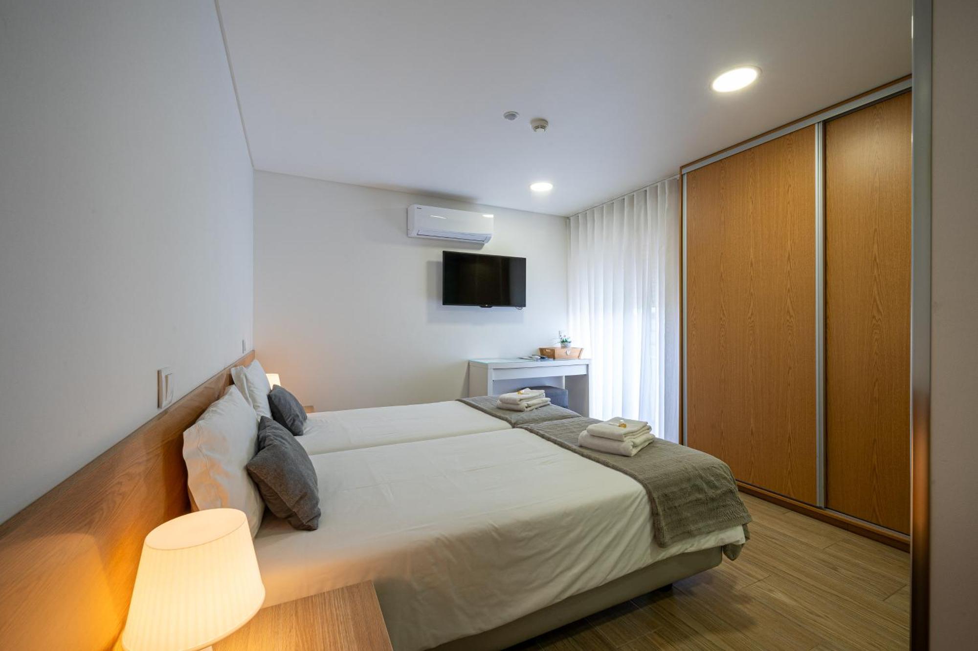 Central Suites 3 Сан-Жуан-да-Мадейра Экстерьер фото